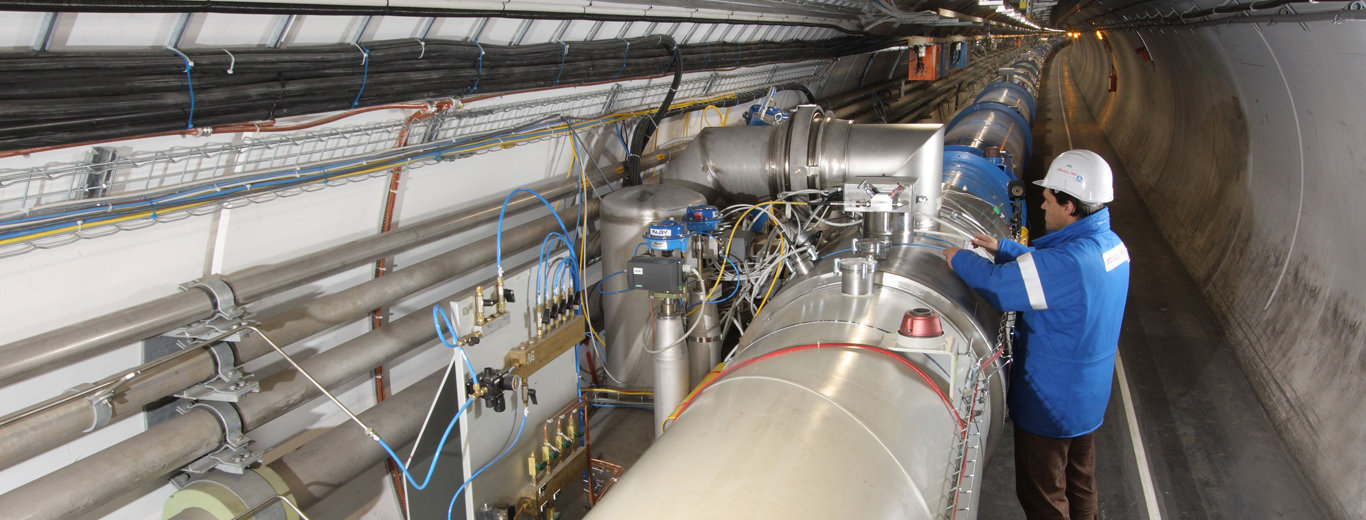 operational-support_CERN_LHC_Lines_©AL_CERN