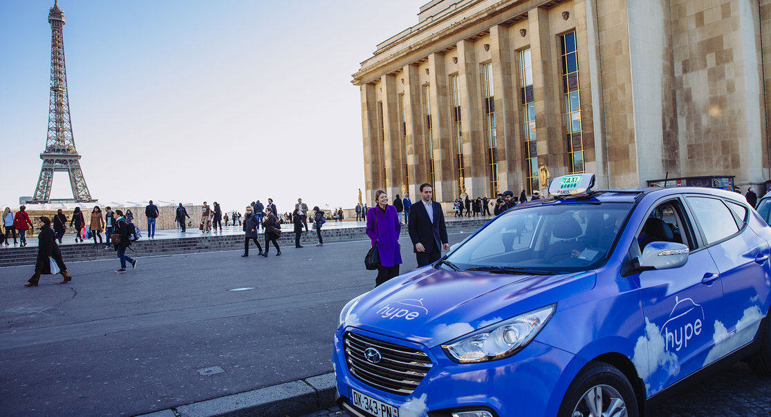 Hype taxi to Paris : hydrogen vehicle