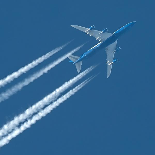 Flygplan avgas分析